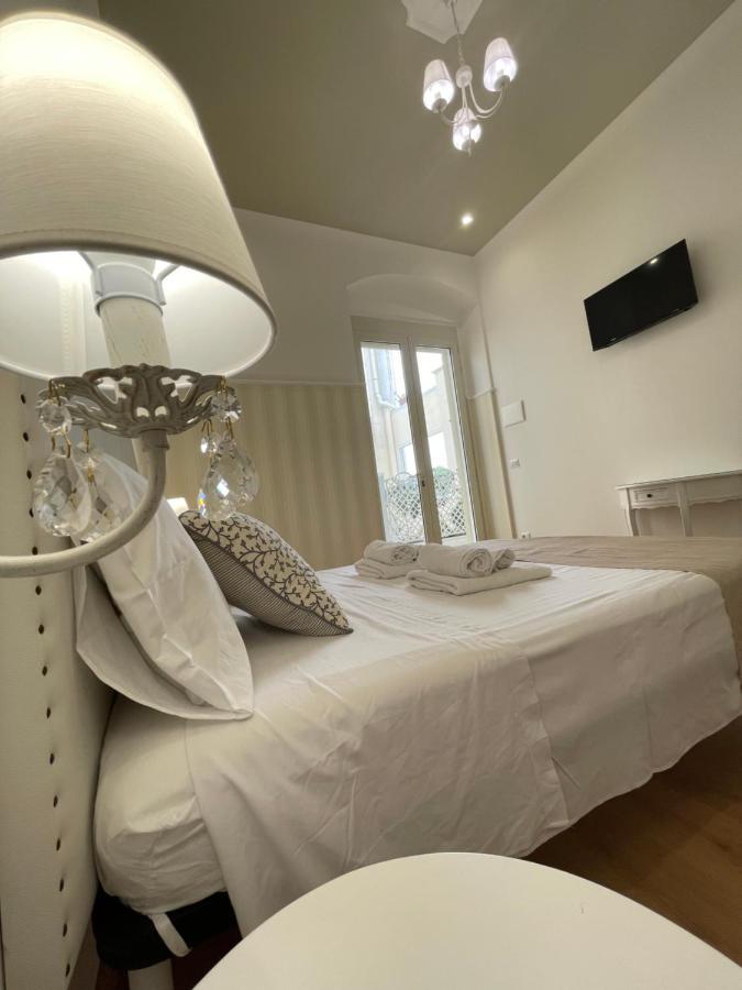 Domus Bianca Lancia 호텔 만프레도니아 외부 사진